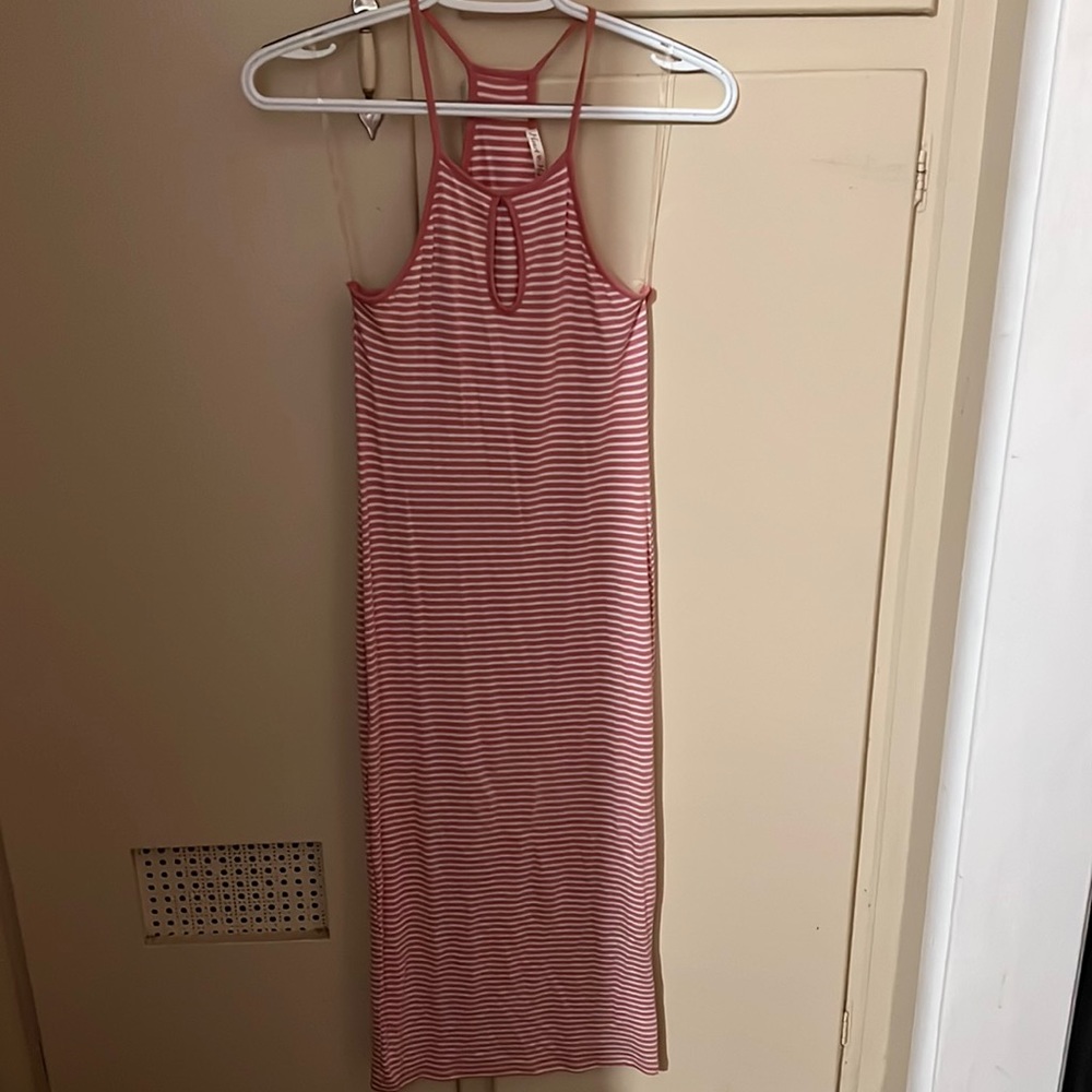 Originally from forever 21, pink and white long dress to wear for any occasion